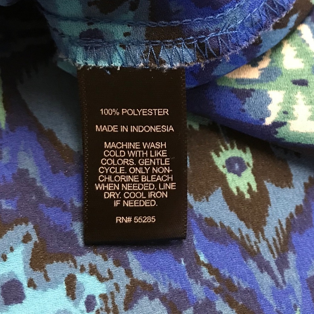 🌴3/$20 Express Top - Picture 5 of 5